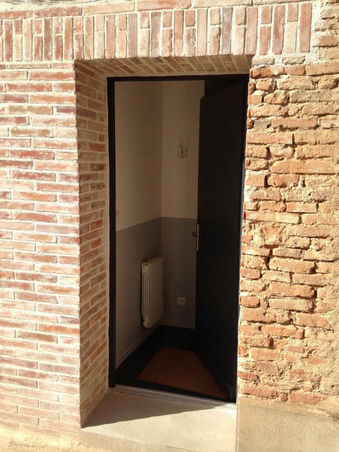 Apartamento Le T2 Moderne Des Palmiers Au Coeur De Moissac Exterior foto