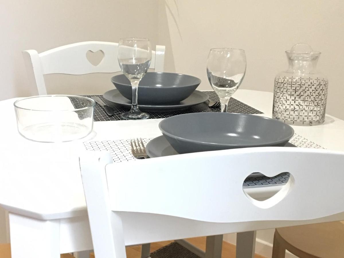 Apartamento Le T2 Moderne Des Palmiers Au Coeur De Moissac Exterior foto